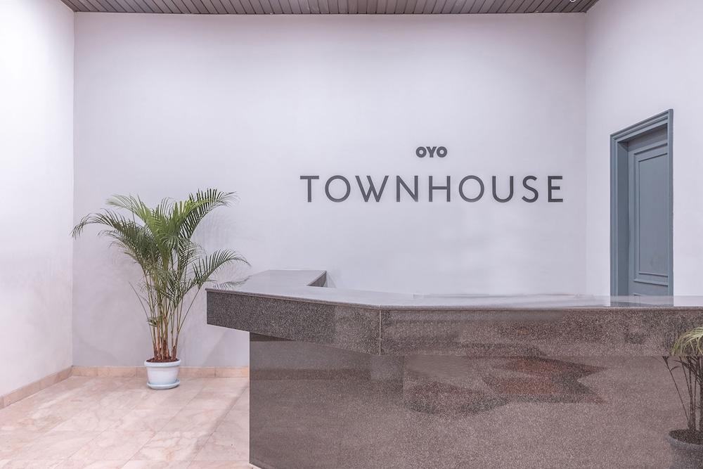 Super Oyo Townhouse 2 Hotel Gunung Sahari Jacarta Exterior foto