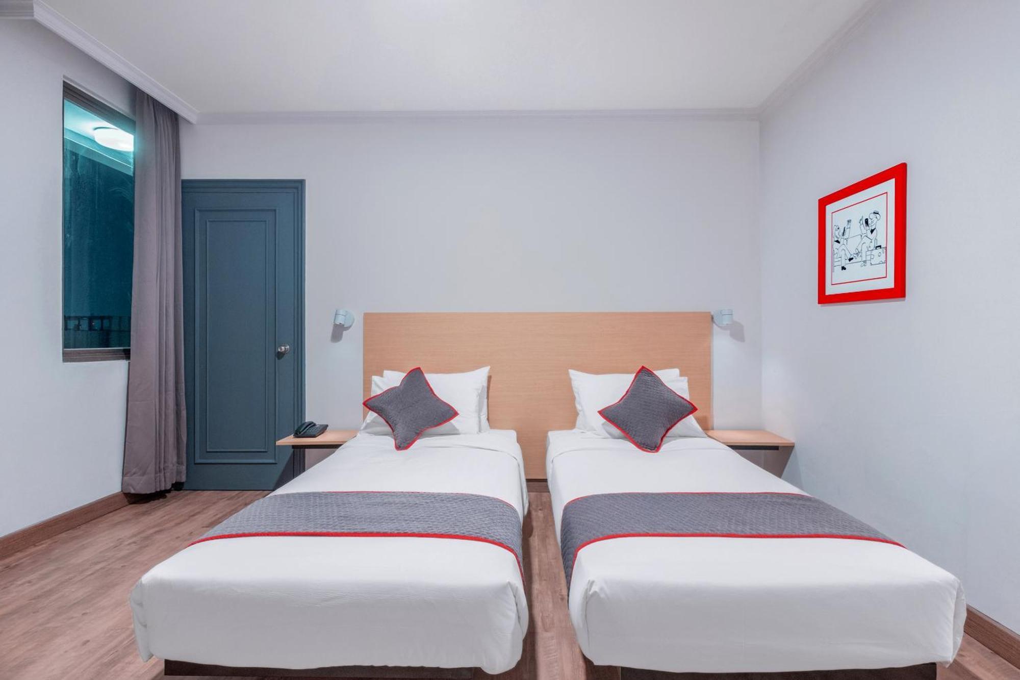 Super Oyo Townhouse 2 Hotel Gunung Sahari Jacarta Exterior foto